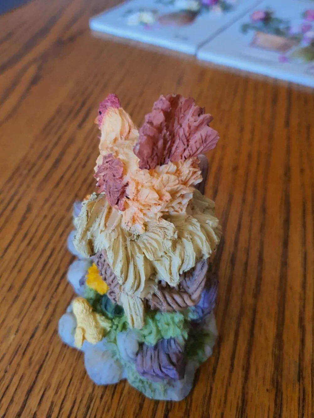Resin Hen Nest Chicks Figurine~Plastic Chicken Figure~3 3/4